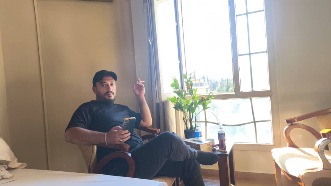 ���� ��_pQBEv